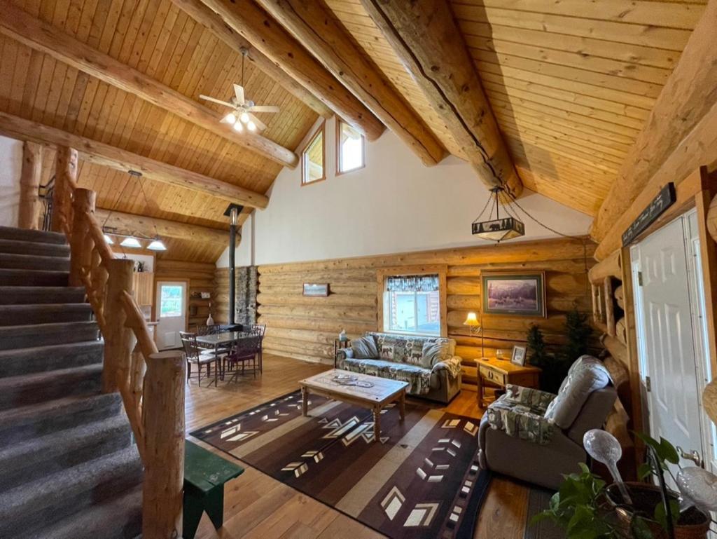 Sportsman Lodge Melrose Mt Бьютт Экстерьер фото